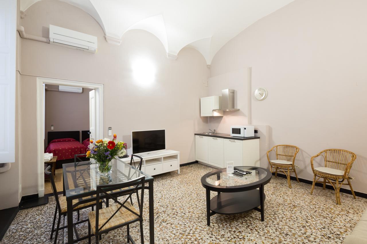 Helvetia Suite Genoa Bagian luar foto